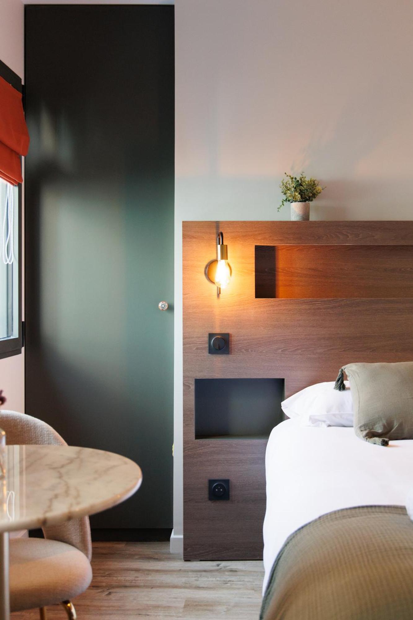 Appart'Hotel Le Corot - Acces Autonome - Saint-Junien Centre 外观 照片